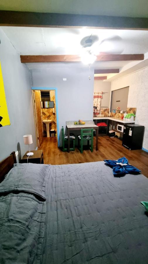 Hostal Henua Roa Hanga Roa Exterior foto