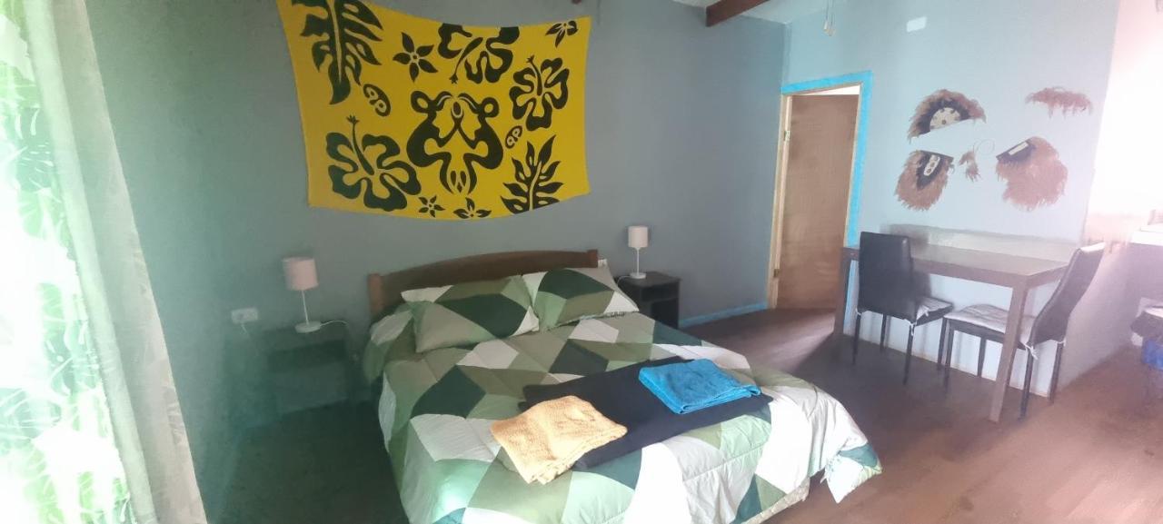 Hostal Henua Roa Hanga Roa Exterior foto